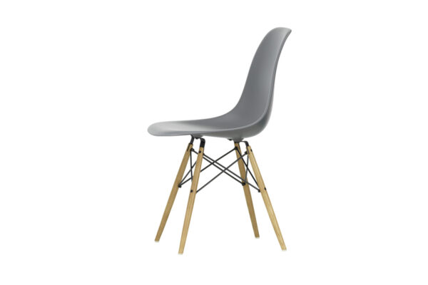 Eames Plastic Chair DSW Eames Plastic Chair DSW