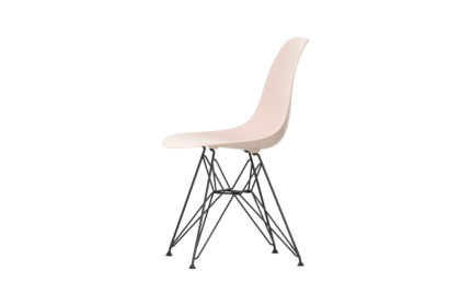 Eames Plastic Chair DSR