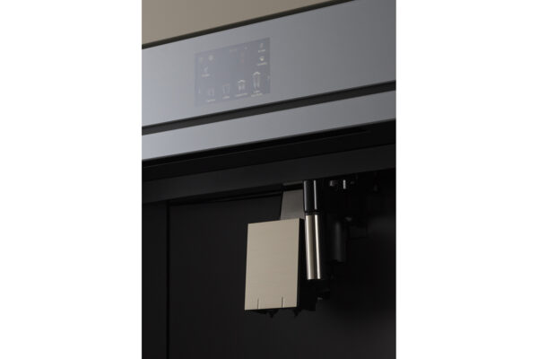 V-ZUG Kaffeevollautomat V-ZUG Kaffeevollautomat, Detailansicht mit Bedienfeld