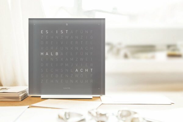 Qlocktwo Touch pure Qlocktwo Touch pure