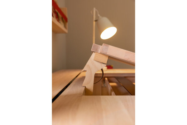 TEAM 7 kids Schreibtisch TEAM 7 kids Schreibtisch, Detailansicht Platte