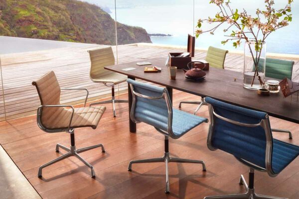 VITRA Aluminium Chair EA 101, EA 103 und EA 104 VITRA Aluminium Chair EA 101, EA 103 und EA 104