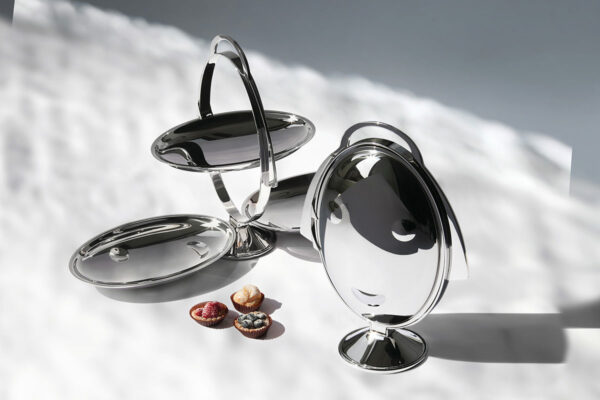 Alessi Etagere Anna Gong, mit Pralinen