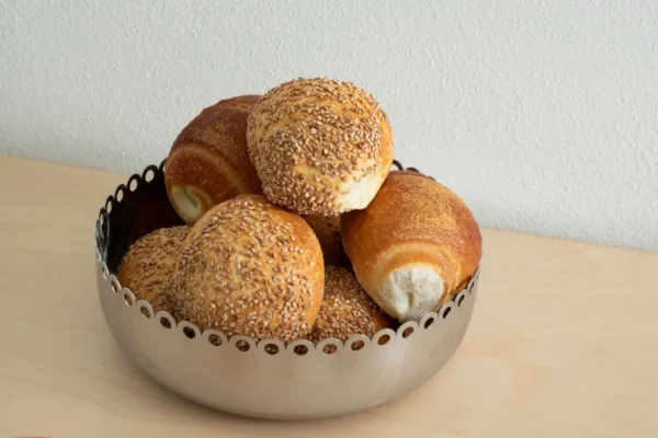 Alessi Schale Edges Alessi Schale Edges, Brötchen