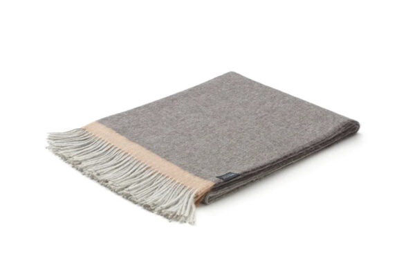 Weich Alpaca Decke Merima Weich Alpaca Decke Merima, zusammengefaltet