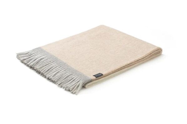 Weich Alpaca Decke Merima Weich Alpaca Decke Merima, zusammengeflatet, beige