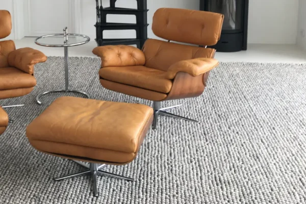 b.i.c carpets Teppich Stone, Ledersessel auf dem Teppich b.i.c carpets Teppich Stone, Ledersessel auf dem Teppich