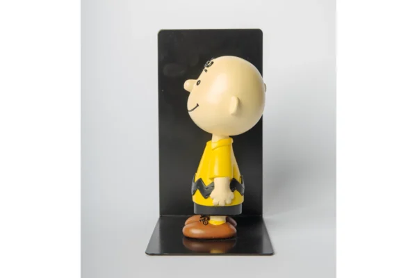 Blogo Design Buchstütze Charlie Brown 1 Blogo Design Buchstütze Charlie Brown 1