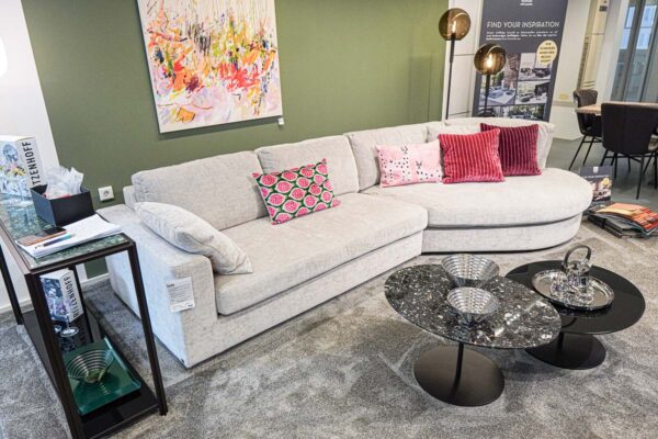 Bielefelder Werkstätten Sofa Inspiration, mit Dekokissen Bielefelder Werkstätten Sofa Inspiration, mit Dekokissen