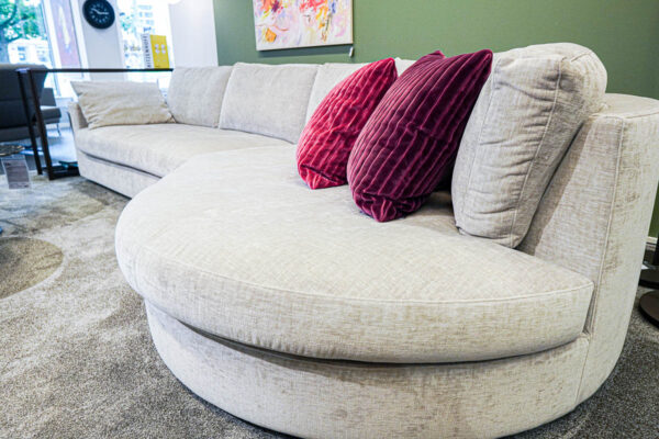 Bielefelder Werkstätten Sofa Inspiration, Detailansicht runder Abschluss rechts Bielefelder Werkstätten Sofa Inspiration, Detailansicht runder Abschluss rechts