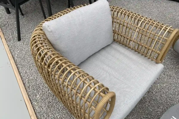 Cane-line Nest Sessel aus der Ausstellung, Polster Cane-line Natte light Cane-line Nest Sessel aus der Ausstellung, Polster Cane-line Natte light