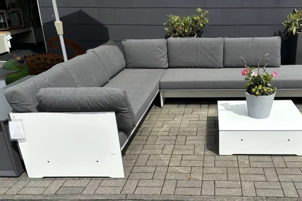 conmoto Loungegruppe Riva mi weißem Couchtisch