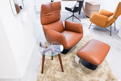 Cor Sessel und Hocker Jalis Lounge, Leder Cognac, aus unserer Ausstellung, 1