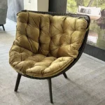 Dedon Sessel Mbrace in unserer Ausstellung