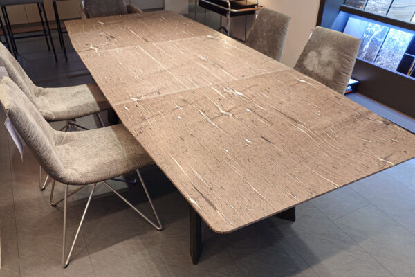 Draenert Esstisch Fontana, mit Steinplatte,mit ausgezogener Tischplatte Draenert Esstisch Fontana, mit Steinplatte,mit ausgezogener Tischplatte