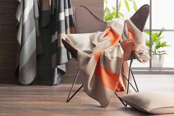 Eagle Products Liverpool Eagle Products Liverpool, auf Stuhl