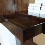 From exclusiv Barschrank Brooklyn, ausgezogenen Innenschublade