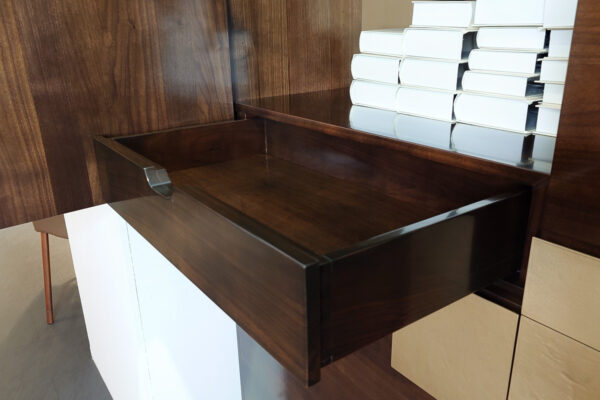 From exclusiv Barschrank Brooklyn, ausgezogenen Innenschublade From exclusiv Barschrank Brooklyn, ausgezogenen Innenschublade