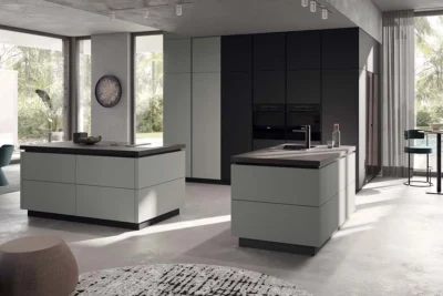 Hochwertige Häcker Küche Systemat AV 6000 in den Farben Eukalyptus und Schwarz, Ansicht Inseln