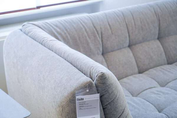 Ip Design Sofa Soulmate, Stoffbezug grau, Ansicht Armlehne Ip Design Sofa Soulmate, Stoffbezug grau, Ansicht Armlehne