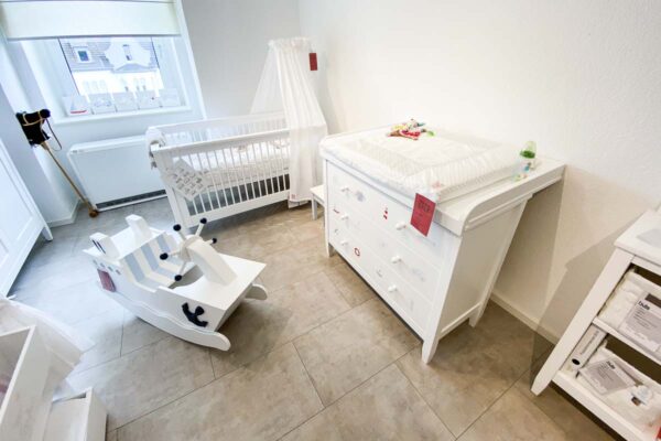 Isle of dogs Isle of dogs Babyzimmer