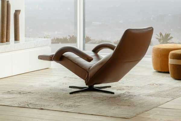 Jori Relaxsessel Yoga Jori Relaxsessel Yoga, brauns Leder, Sessel in Liegeposition