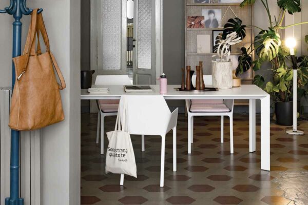 Kristalia Esstisch Nori Kristalia Esstisch Nori