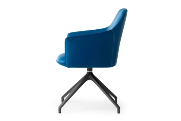 Leolux Stuhl Mara Leolux Stuhl Mara, blaues Leder, schwarzes Gestell