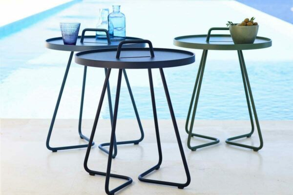 Cane-line Beistelltisch On the move Cane-line Beistelltisch On the move