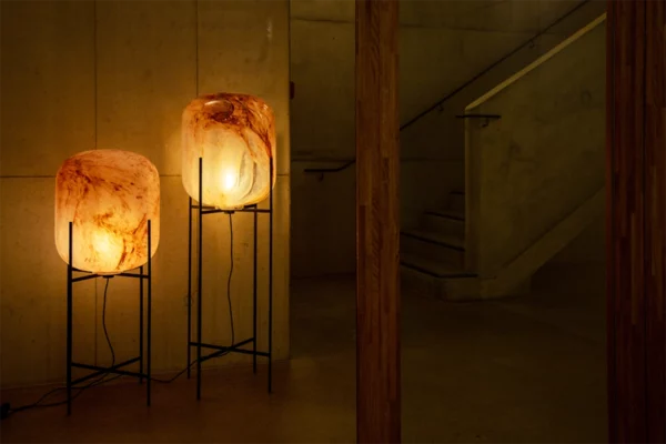 Pulpo Leuchte Oda, cosmo chocolate Pulpo Leuchte Oda, cosmo chocolate, zwei Leuchten nebeneinander