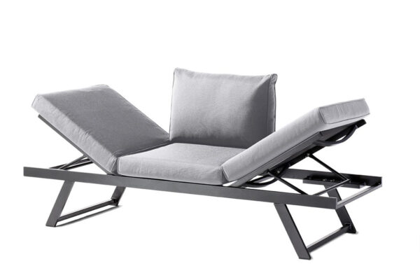 Sieger Liege Auckland Sieger Liege Auckland, helle Polster, beide Seiten nach oben geklappt