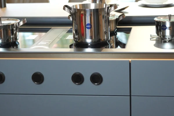 SieMatic Küche SLX inklusive Insel und Glasvitrinen, 27 SieMatic Küche SLX inklusive Insel und Glasvitrinen, 27