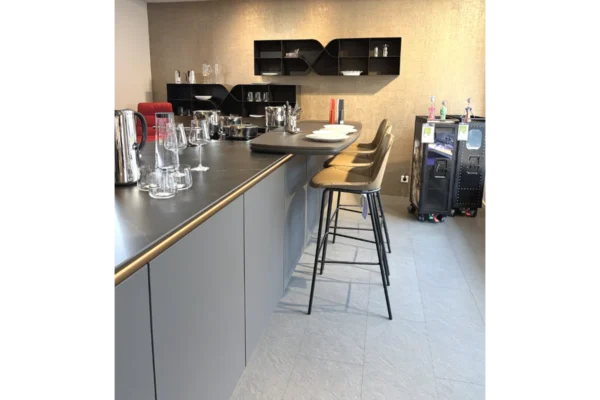 SieMatic Küche SLX inklusive Insel und Glasvitrinen, 21 SieMatic Küche SLX inklusive Insel und Glasvitrinen, 21