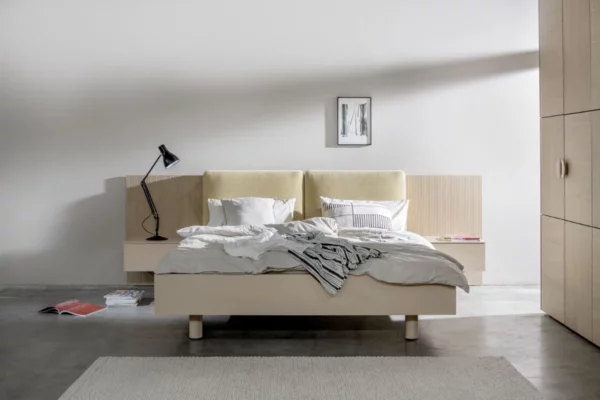 Sudbrock Miria plus Sudbrock Miria plus, Stoffkopfteil, helles Holz