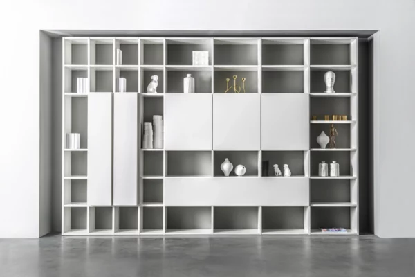 Sudbrock Regalwand Fokus (Vorschlag 38), weiß, frontal fotografiert