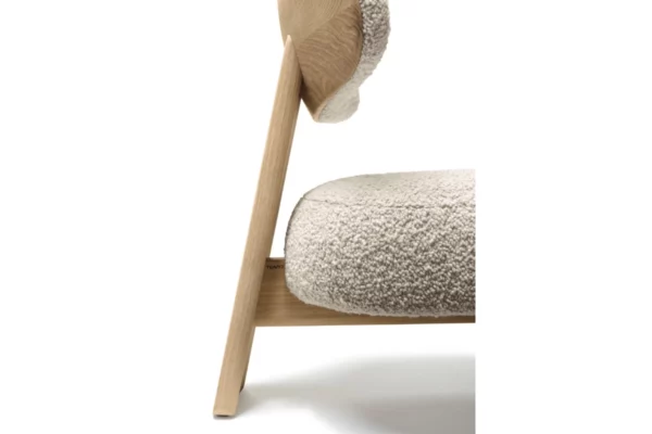 Team 7 Lounge Chair Elliot Team 7 Lounge Chair Elliot, Detailansicht Gestell in hellem Holz