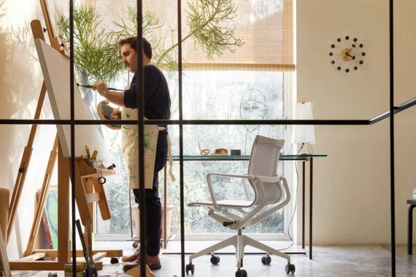 Vitra Ball Clock Wanduhr Vitra Ball Clock Wanduhr