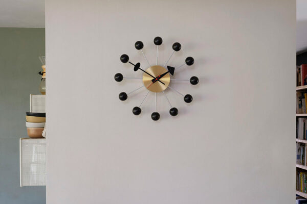 vitra ball clock, schwarz vitra ball clock, schwarz