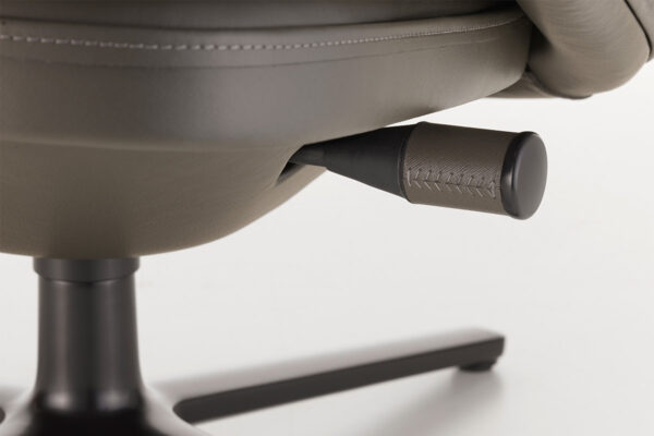 VITRA Grand Relax Sessel VITRA Grand Relax Sessel