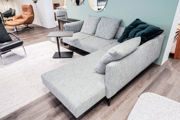 Walter Knoll Sofa Muud, Stoffbezug, Ansicht Recamiere Walter Knoll Sofa Muud, Stoffbezug, Ansicht Recamiere