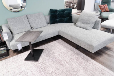 Walter Knoll Sofa Muud, Stoffbezug, Ansicht von vorne