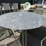 Weishäupl Tisch Slope mit Stühlen Slope