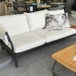 Weishäup Sofa Minu mit Couchtisch