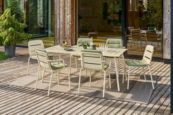 Weishäupl Essgruppe Vapio Weishäupl Essgruppe Vapio, mit grünen Auflagen