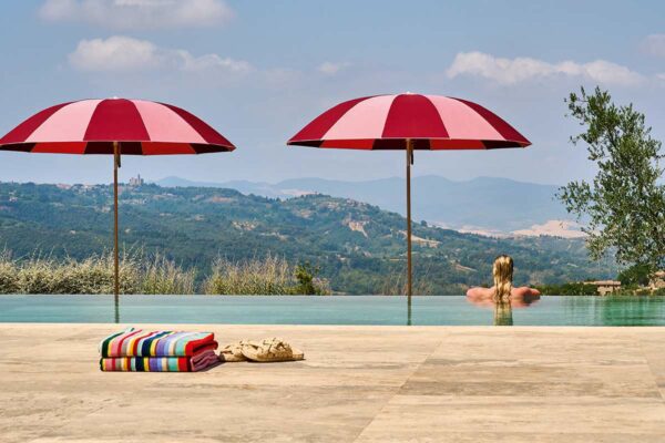 Weishäupl Pagodenschirm Weishäupl Pagodenschirm, am Pool